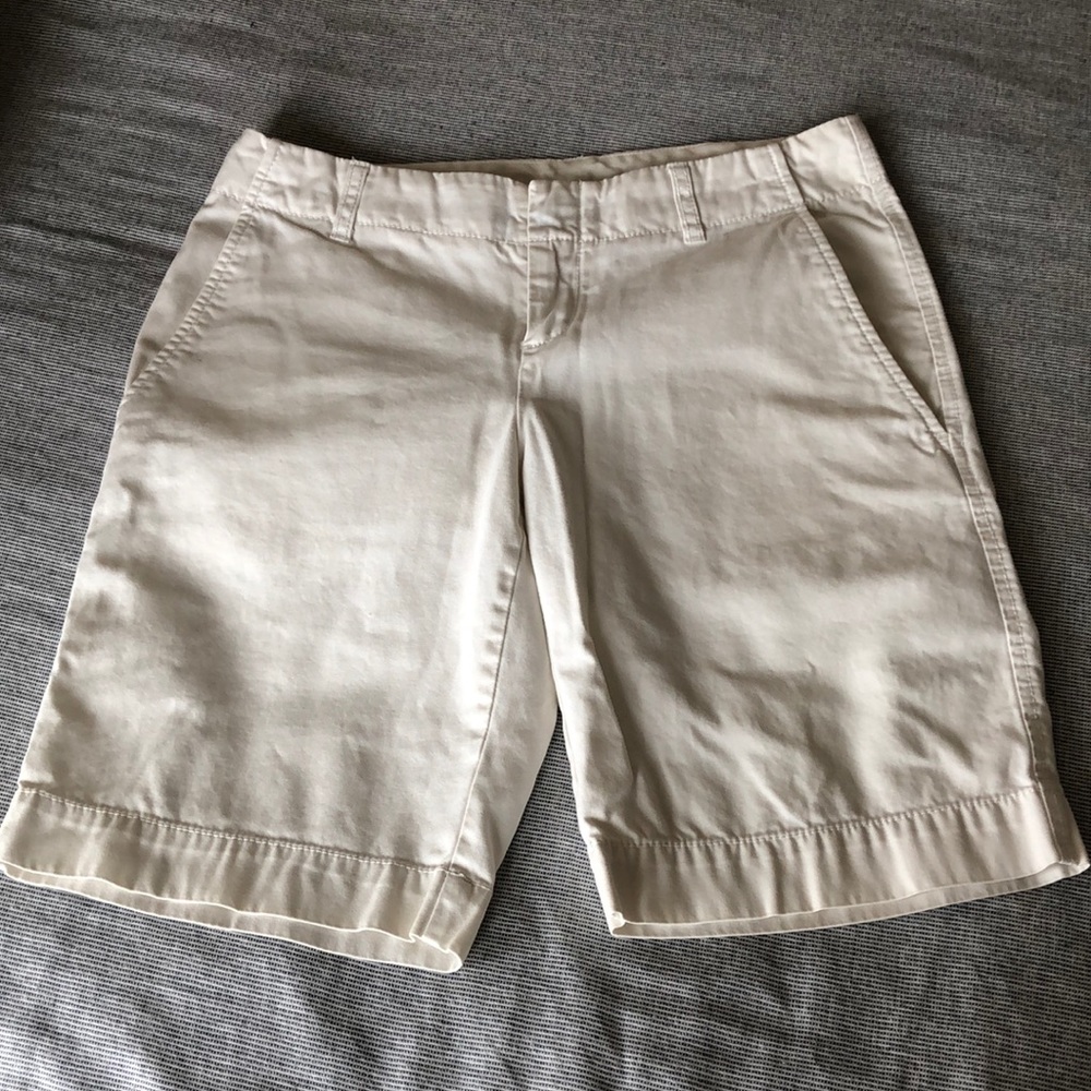 Gap Bermuda length shorts